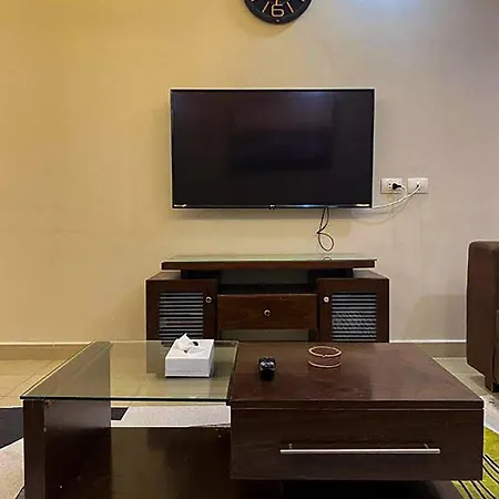 Luxury 1Br Near The Airport Apartment Cairo Exterior photo